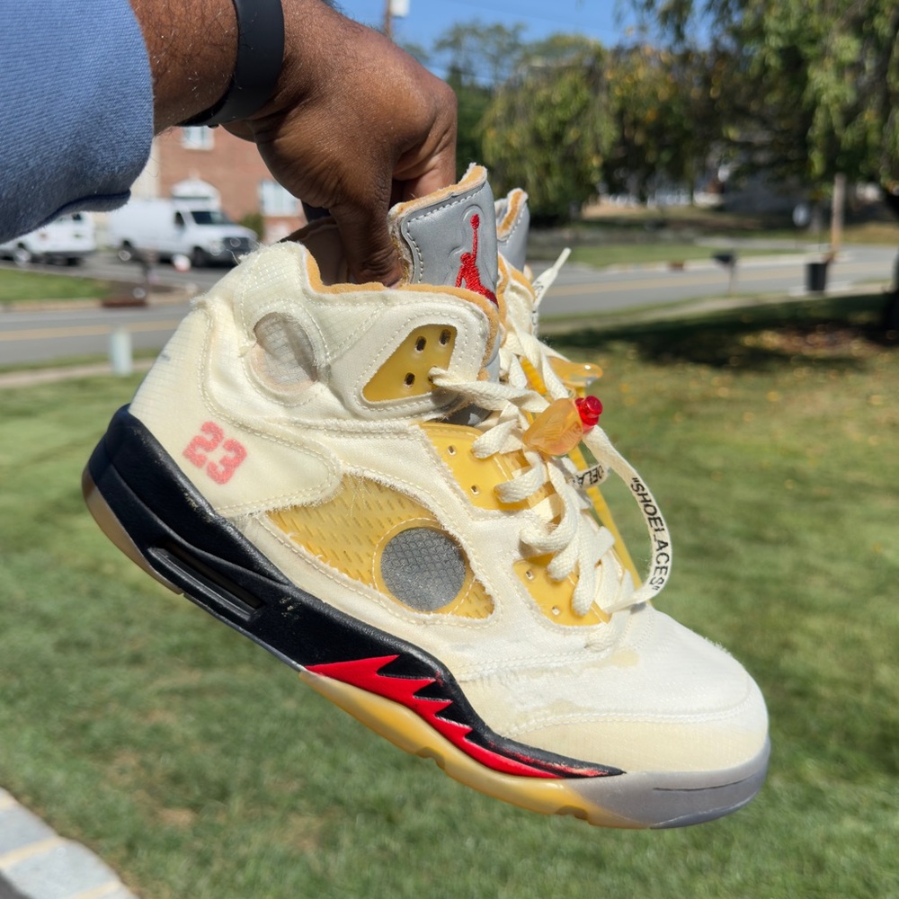 Authentic Air Jordan 5 Off-White “Sail” Size 10